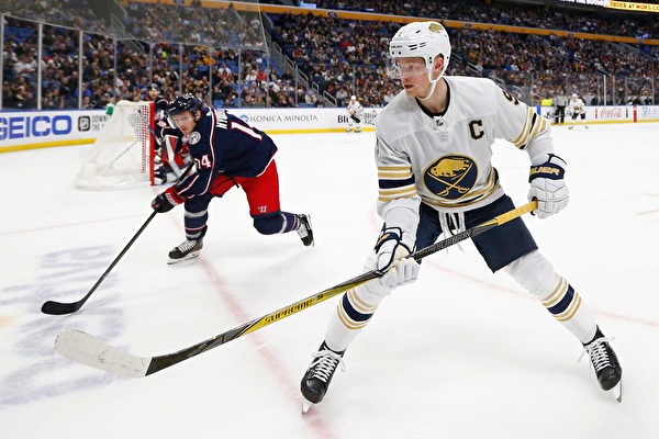 比赛开始：曼城对阵切尔西的伊蒂哈德球场之战正式打响！ 来源：City Xtra