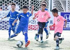 那个会开飞机的音乐家，终于成为NBA千胜教头