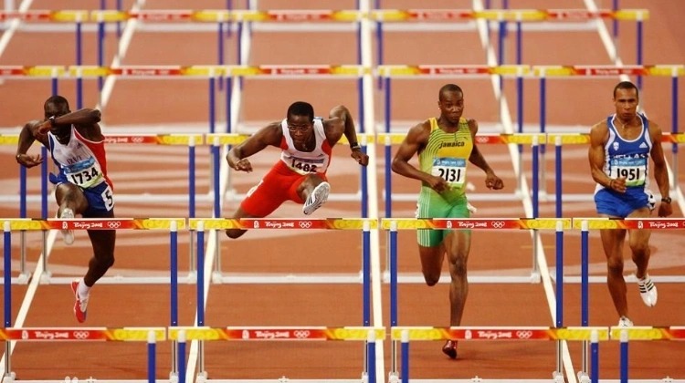 羽毛球：苏迪曼杯中国队全胜日本